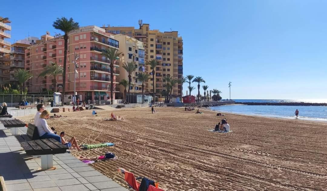 Apartamento Azzurro Apartment Torrevieja Exterior photo